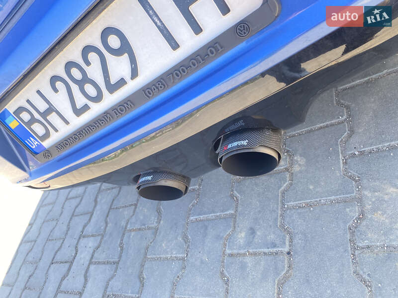 Хетчбек Volkswagen Golf R 2011 в Одесі