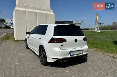 Хэтчбек Volkswagen Golf R 2015 в 