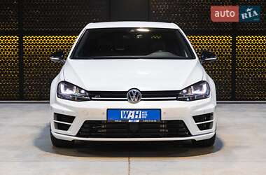 Хетчбек Volkswagen Golf R 2017 в 