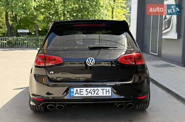 Хетчбек Volkswagen Golf R 2016 в 