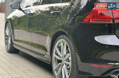 Хетчбек Volkswagen Golf R 2016 в 