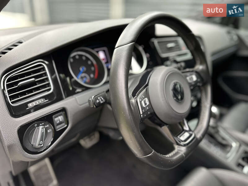 Хэтчбек Volkswagen Golf R 2016 в Одессе