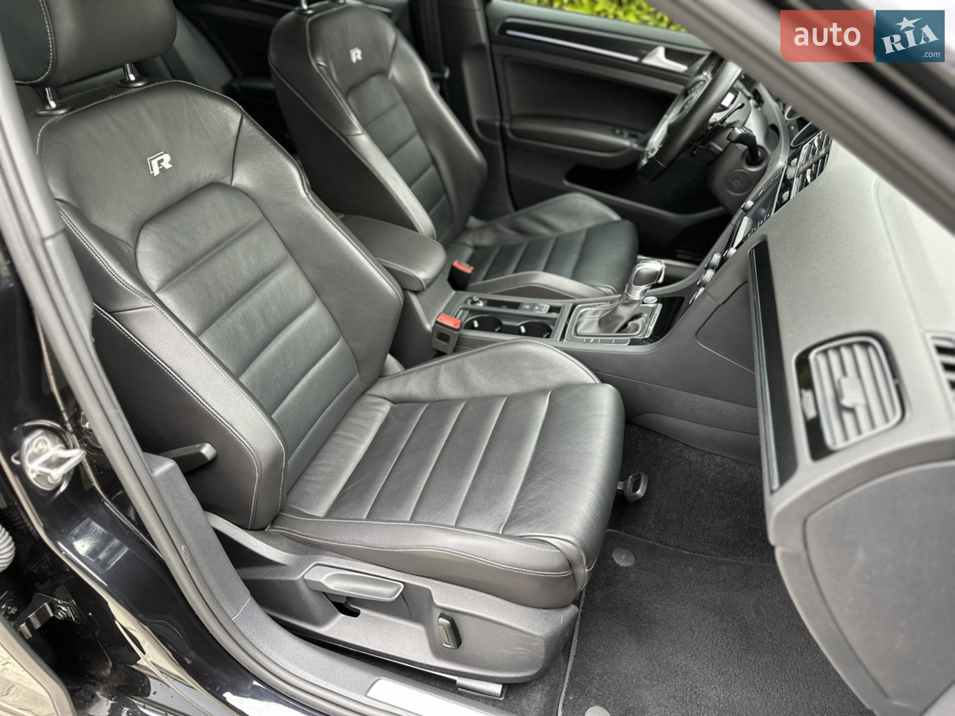 2016 Volkswagen Golf R - мініатюра 38