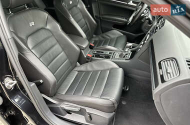 Хетчбек Volkswagen Golf R 2016 в 