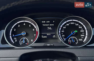Хетчбек Volkswagen Golf R 2015 в 