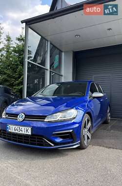 Хэтчбек Volkswagen Golf R 2019 в Киеве