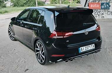 Хэтчбек Volkswagen Golf R 2019 в 