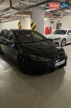 Хэтчбек Volkswagen Golf R 2019 в Киеве