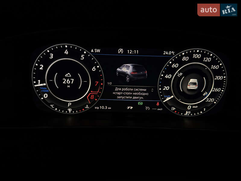 Хэтчбек Volkswagen Golf R 2019 в Киеве