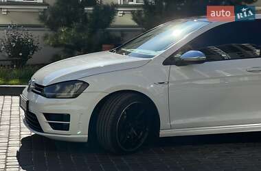 Хэтчбек Volkswagen Golf R 2014 в 