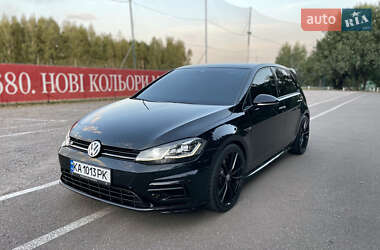 Хэтчбек Volkswagen Golf R 2019 в 