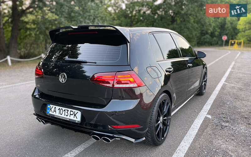 Хетчбек Volkswagen Golf R 2019 в Києві фото 13 Хетчбек Volkswagen Golf R 2019 в Києві