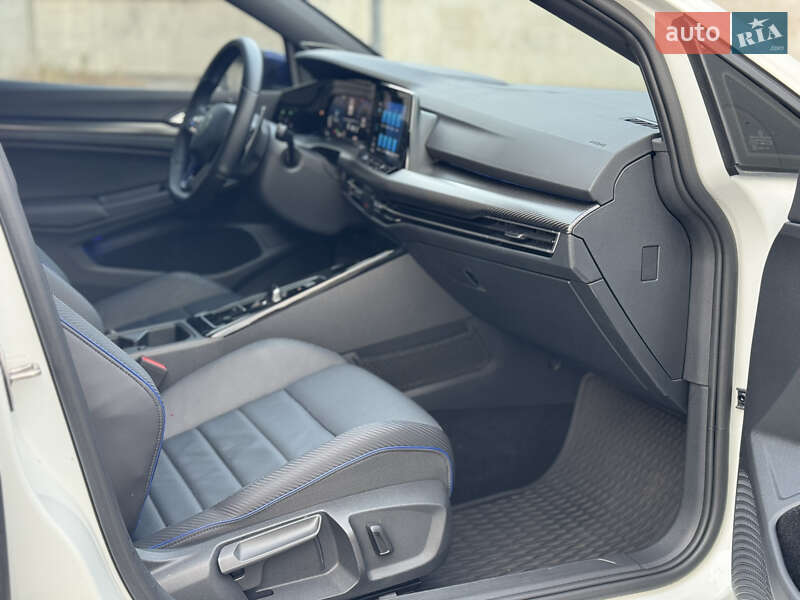 Хетчбек Volkswagen Golf R 2023 в Києві