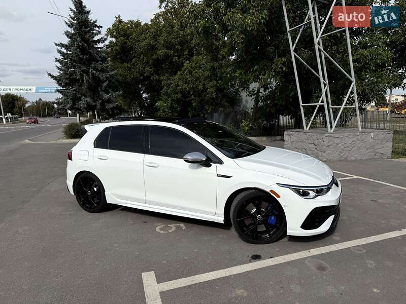 Хэтчбек Volkswagen Golf R 2024 в Виннице