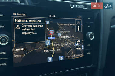 Хэтчбек Volkswagen Golf R 2017 в 