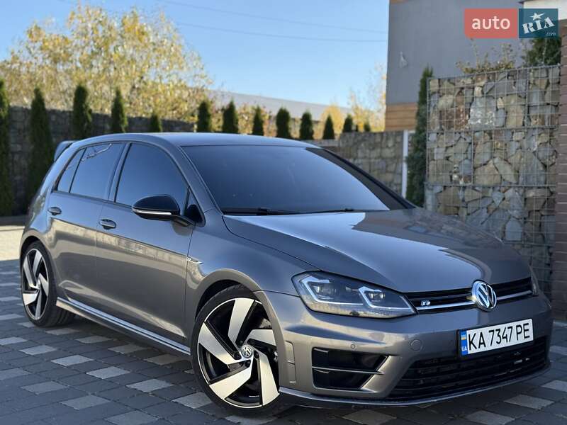 Хэтчбек Volkswagen Golf R 2015 в Стрые фото Хэтчбек Volkswagen Golf R 2015 в Стрые