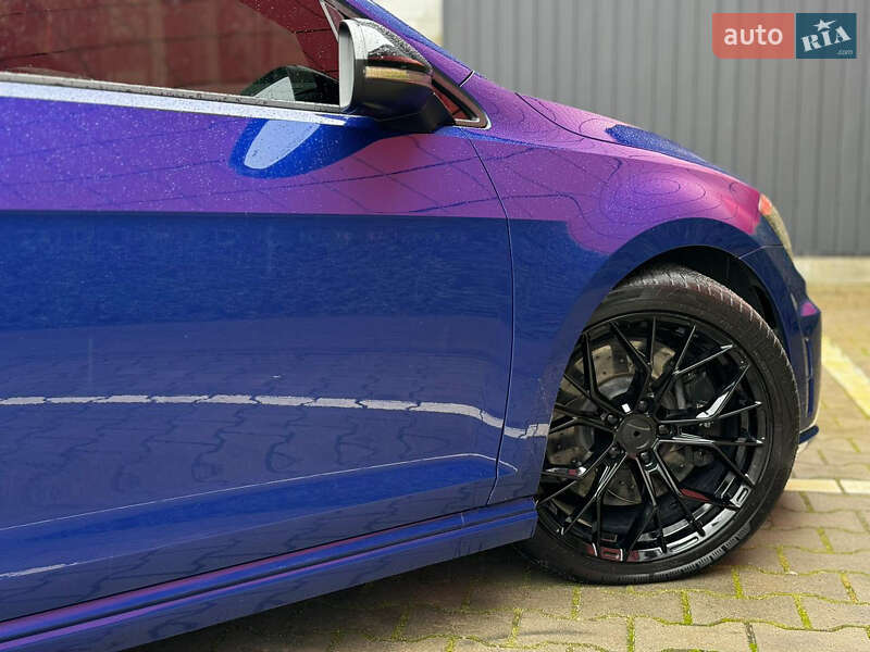 Хэтчбек Volkswagen Golf R 2014 в Киеве фото 42 Хэтчбек Volkswagen Golf R 2014 в Киеве