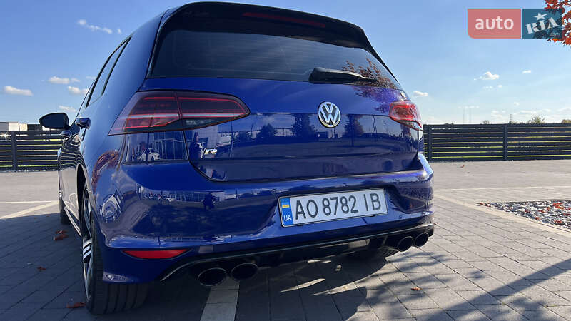 Хэтчбек Volkswagen Golf R 2016 в Мукачево