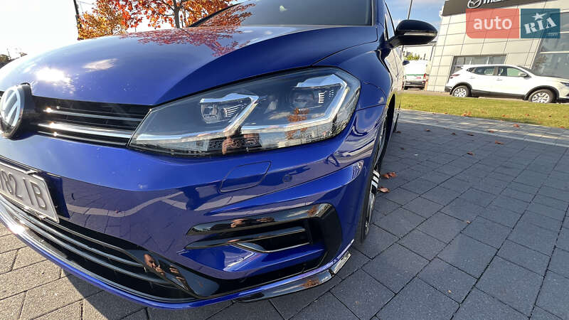 Хэтчбек Volkswagen Golf R 2016 в Мукачево