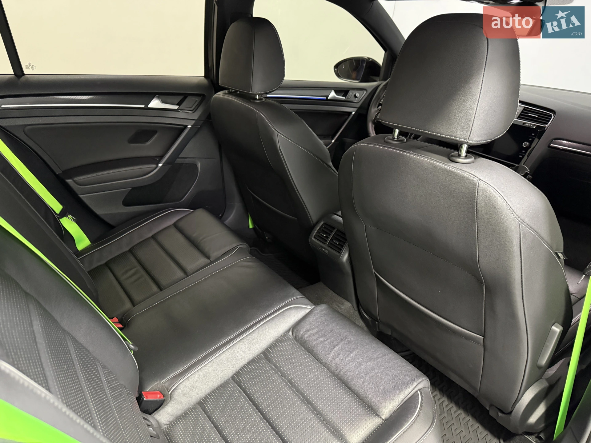 2019 Volkswagen Golf R - мініатюра 36