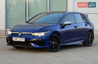 Хэтчбек Volkswagen Golf R 2022 в Киеве