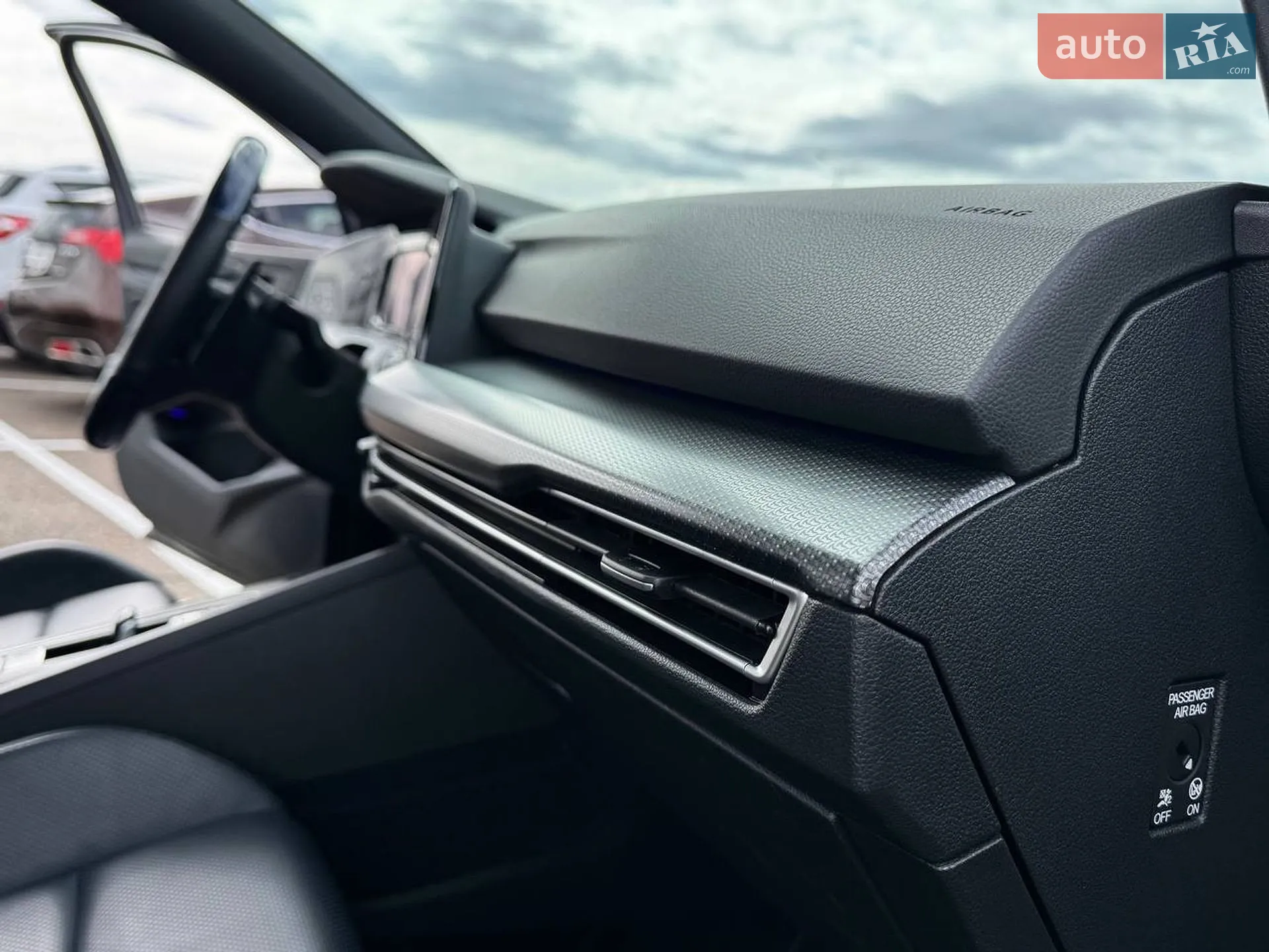 2021 Volkswagen Golf R - мініатюра 35