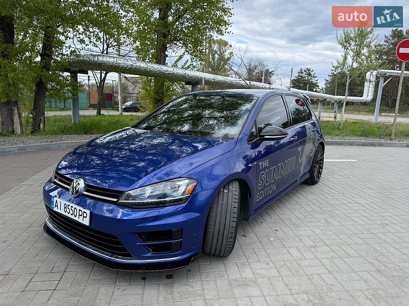 Volkswagen Golf R 2014