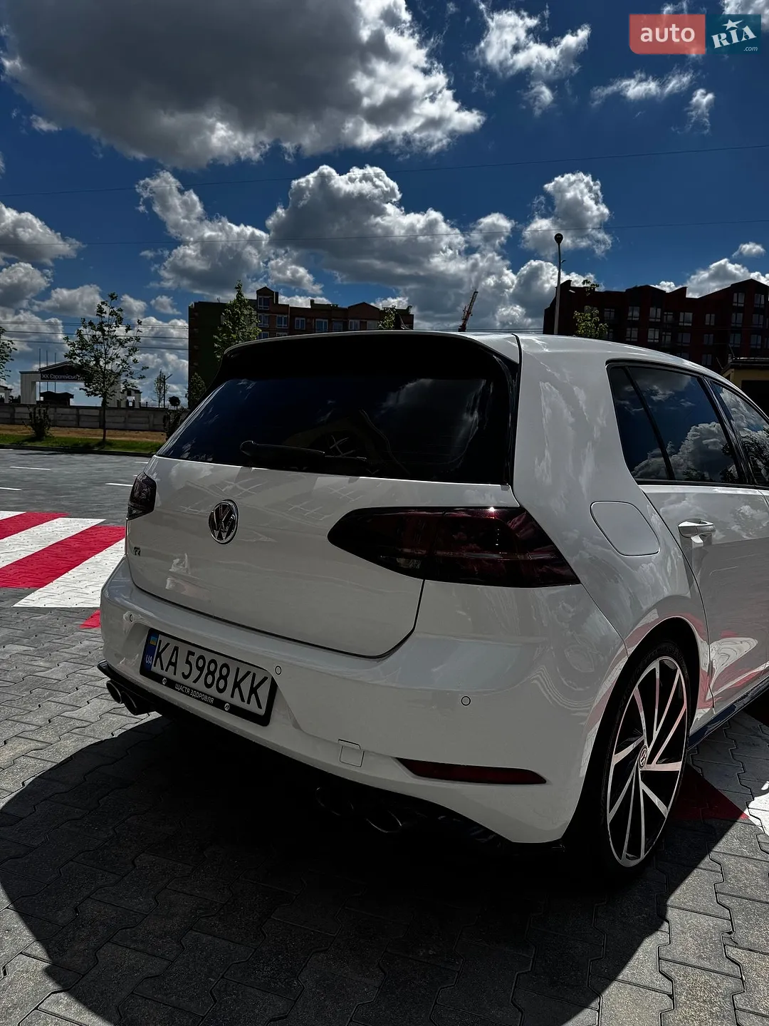 2017 Volkswagen Golf R - мініатюра 21