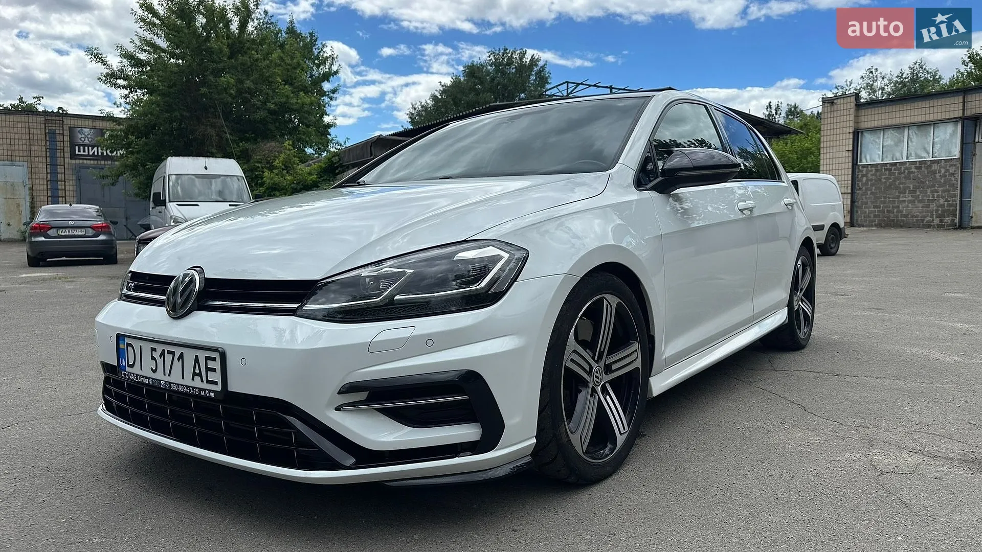 2019 Volkswagen Golf R - мініатюра 3