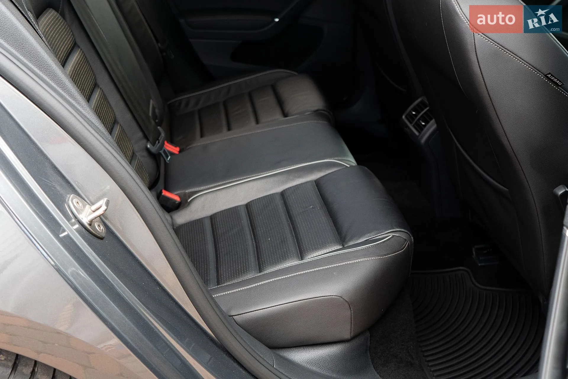 2019 Volkswagen Golf R - мініатюра 39