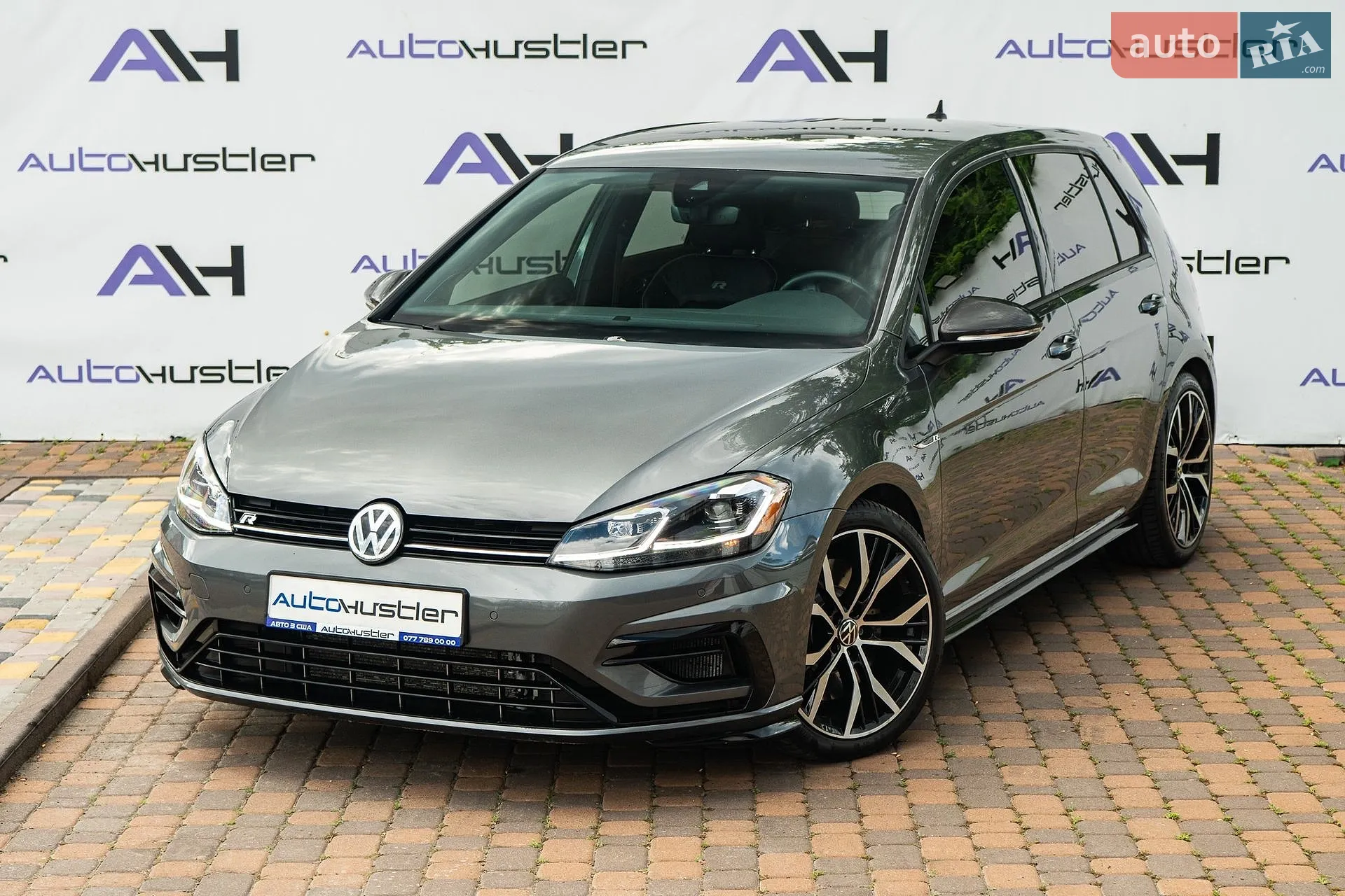 2019 Volkswagen Golf R - мініатюра 8