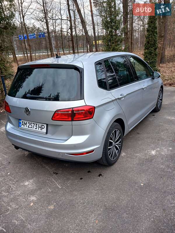 Микровэн Volkswagen Golf Sportsvan 2016 в Коростышеве