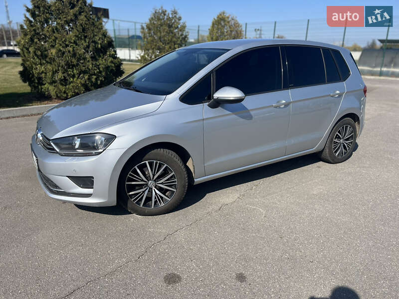 Микровэн Volkswagen Golf Sportsvan 2016 в Александрие фото 5 Микровэн Volkswagen Golf Sportsvan 2016 в Александрие