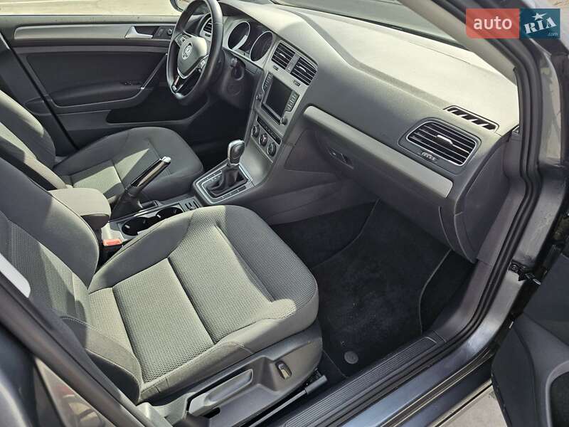 Микровэн Volkswagen Golf Sportsvan 2015 в Киеве