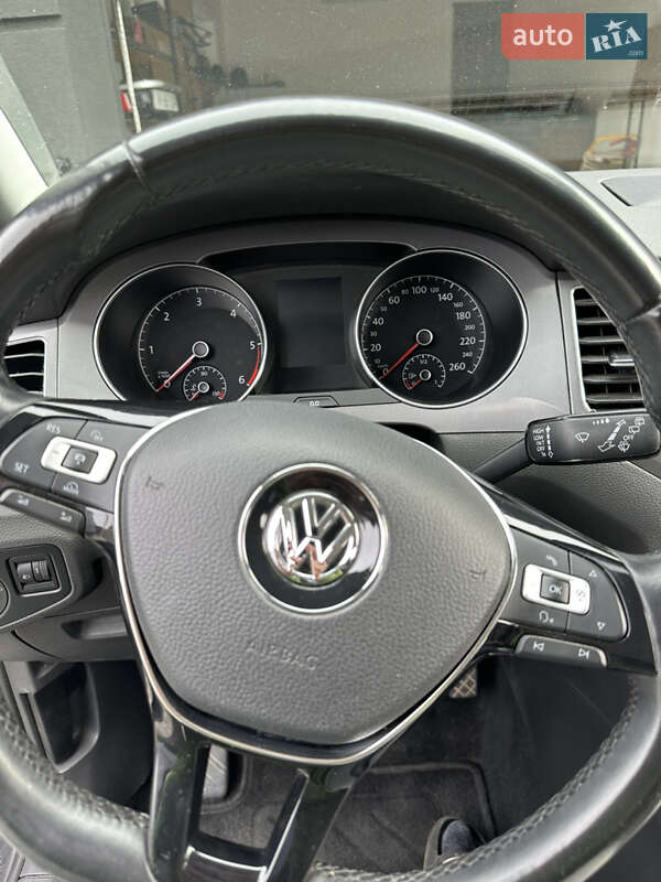 Микровэн Volkswagen Golf Sportsvan 2015 в Сторожинце