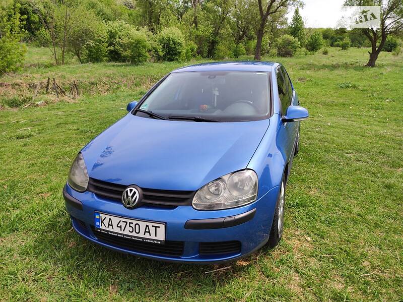 Volkswagen Golf V