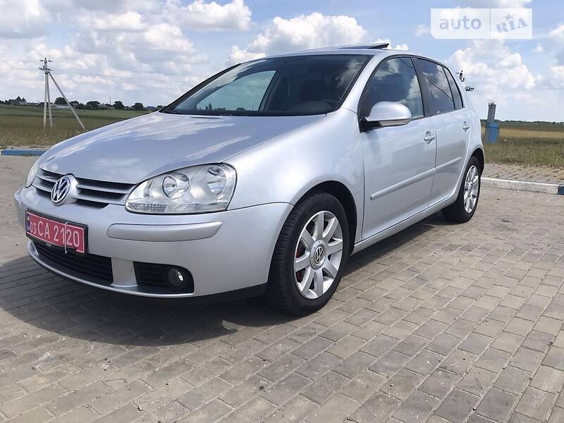 Volkswagen Golf V 1.6 mpi