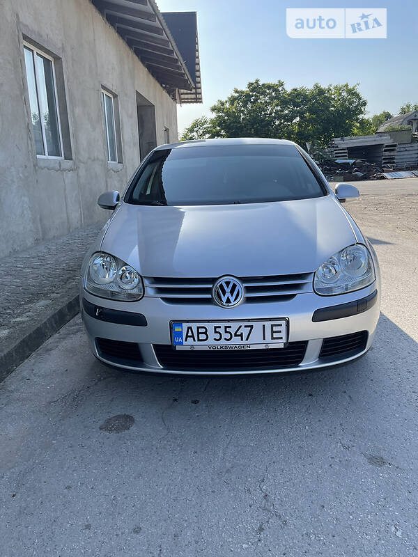 Volkswagen Golf V