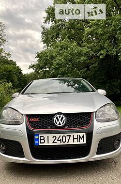 Хэтчбек Volkswagen Golf V 2004 в Полтаве