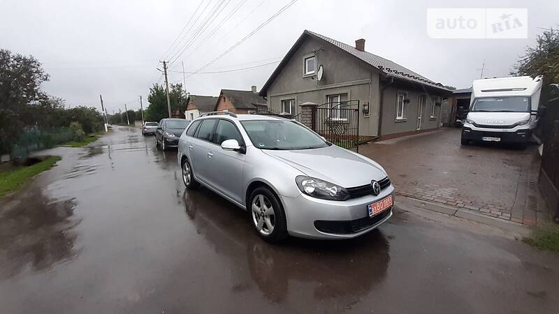 Volkswagen Golf VI