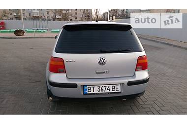 Хэтчбек Volkswagen Golf 1999 в Новой Каховке