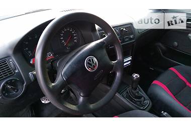 Хэтчбек Volkswagen Golf 1999 в Новой Каховке