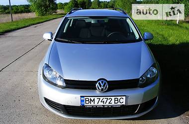 Универсал Volkswagen Golf 2010 в Сумах