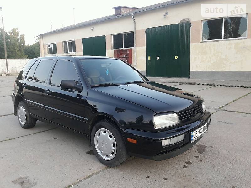 Хэтчбек Volkswagen Golf 1996 в Каменец-Подольском