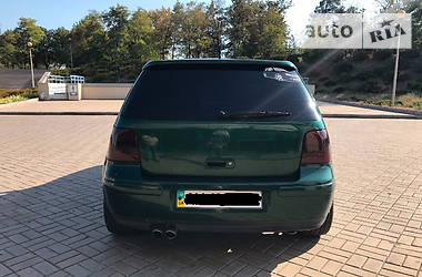 Хэтчбек Volkswagen Golf 2000 в Мариуполе