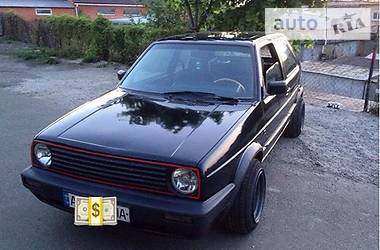 Хэтчбек Volkswagen Golf 1988 в Киеве