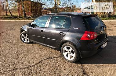 Хэтчбек Volkswagen Golf 2008 в Львове