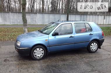 Хэтчбек Volkswagen Golf 1994 в Жашкове