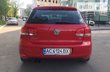 Купе Volkswagen Golf 2010 в Києві