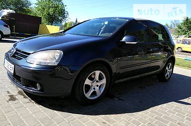 Хетчбек Volkswagen Golf 2007 в Нововолинську